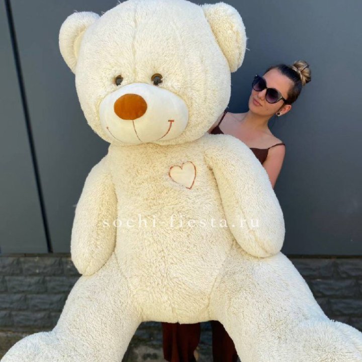 Белый плюшевый мишка большой в Волжские