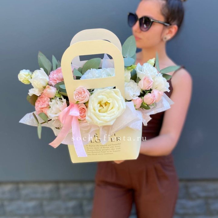 Цветочная сумочка "Рафаэль" в Волжские