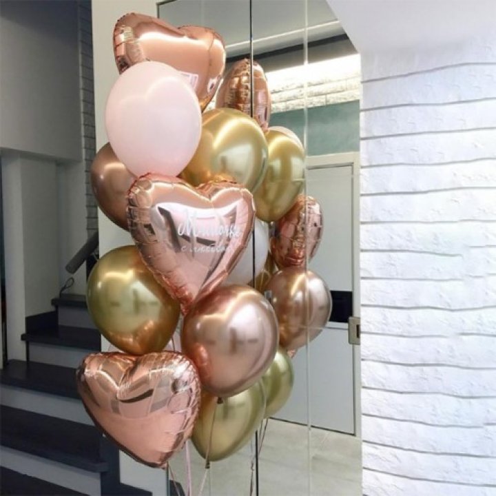 Фонтан шаров "От сердечка" в Волжские