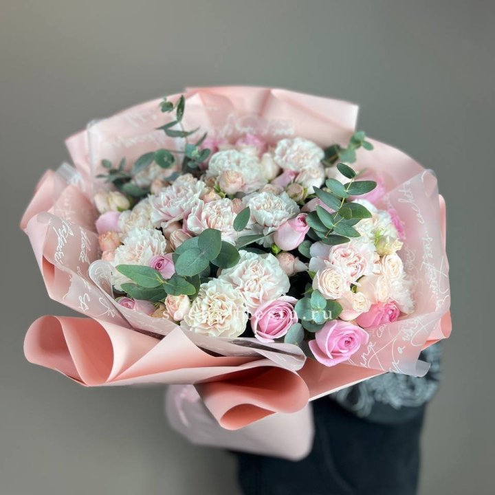  Букет  "Любовь в её глазах" в Волжские