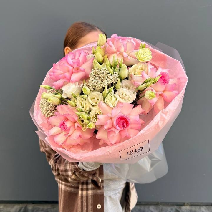 Букет "Розы с эустомой" в Волжские