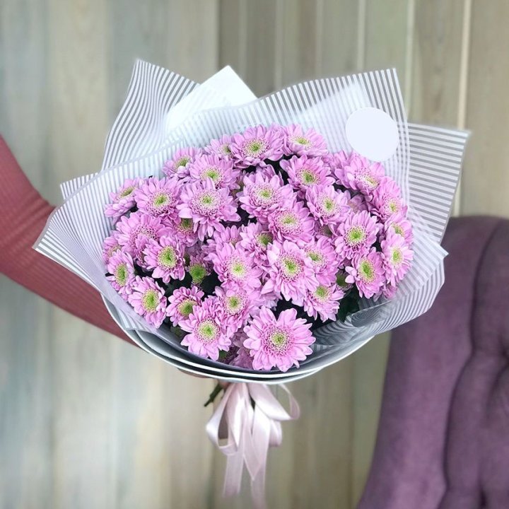 Букет розовых хризантем в Волжские