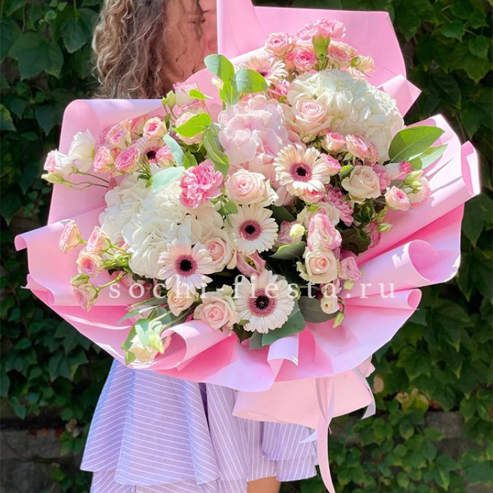 Сборный букет №3 в Волжские