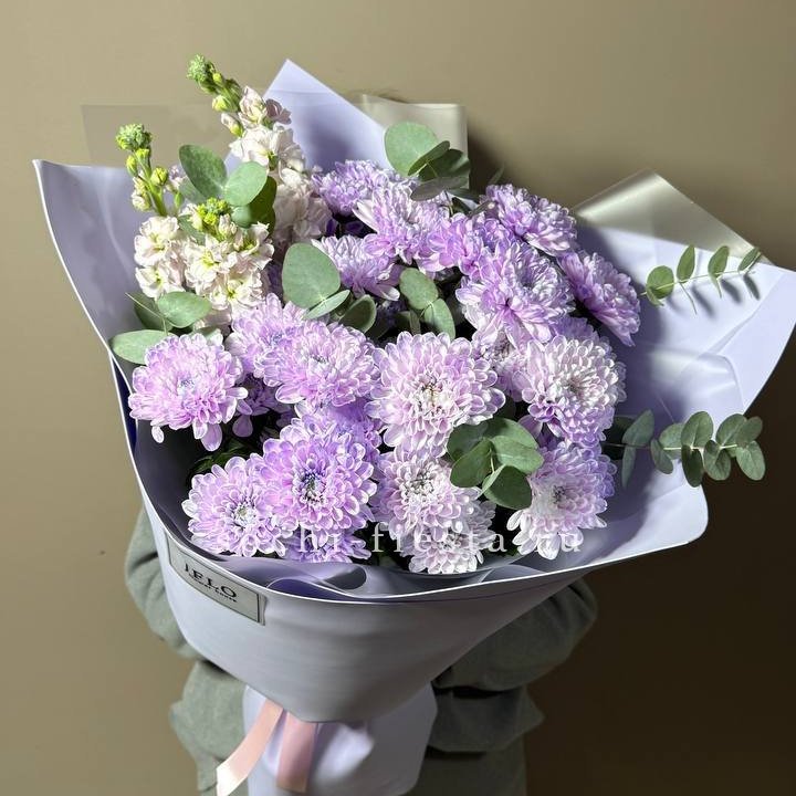 Дуо хризантема и маттиола в Волжские