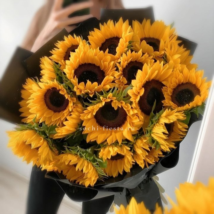 Букет подсолнухов "Гига" в Волжские