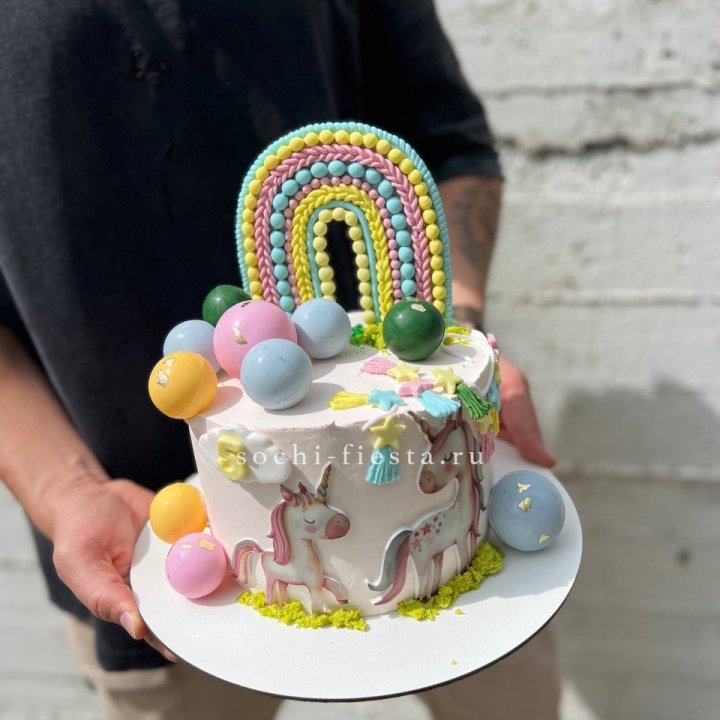 Торт "Радуга с единорогом" в Волжские