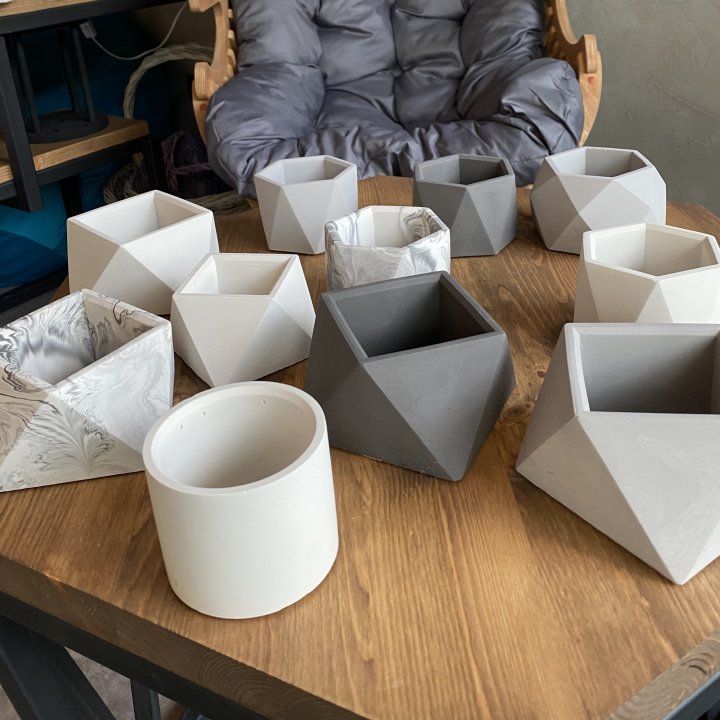 Дизайнерское кашпо в Волжские