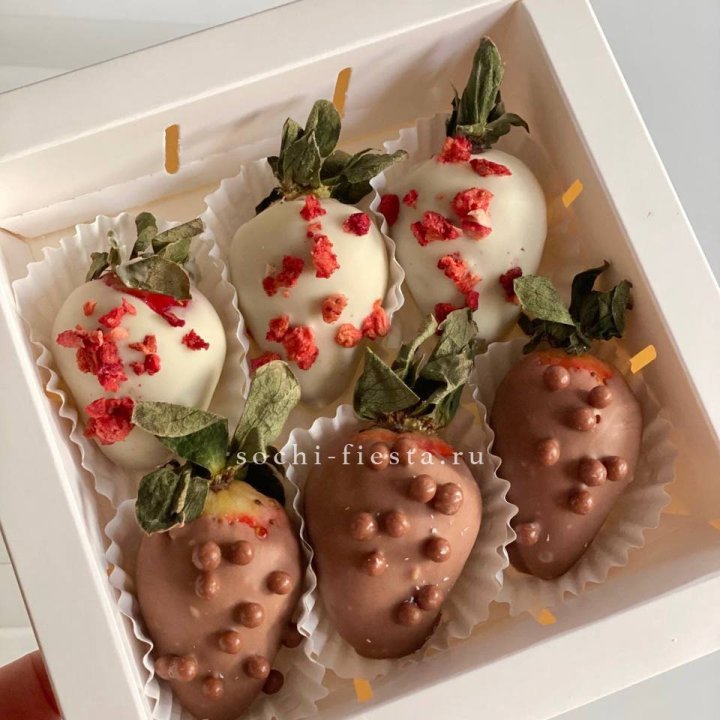 Клубника в шоколаде 6 ягод в Волжские