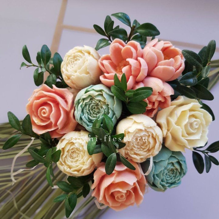 Цветы из шоколада "Альма" в Волжские