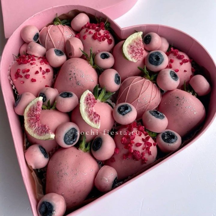 Клубника в шоколаде Сердце в Волжские