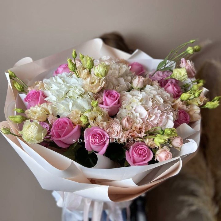 Дизайнерский букет "Каролина" в Волжские