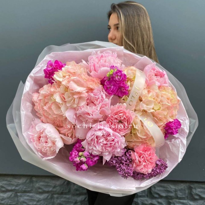  Букет "Фловер пионс" в Волжские
