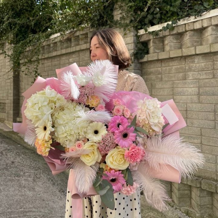 Дизайнерский букет "Валенсия" в Волжские