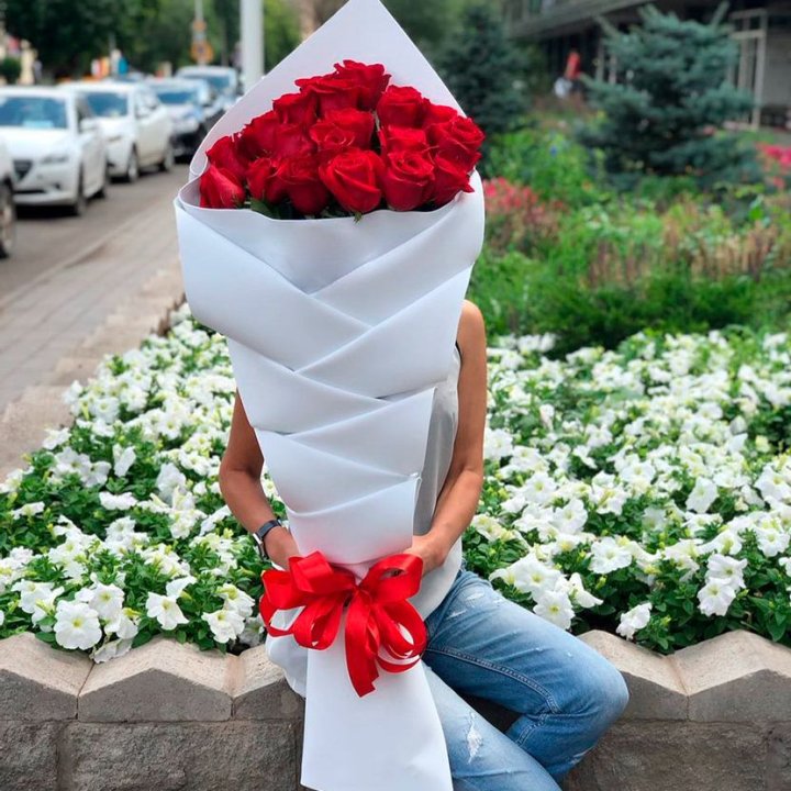 Высокие розы Кантри в Волжские