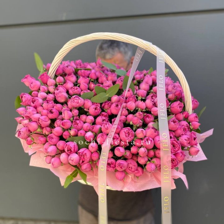 Корзина роз Мисти Баблс 101 в Волжские