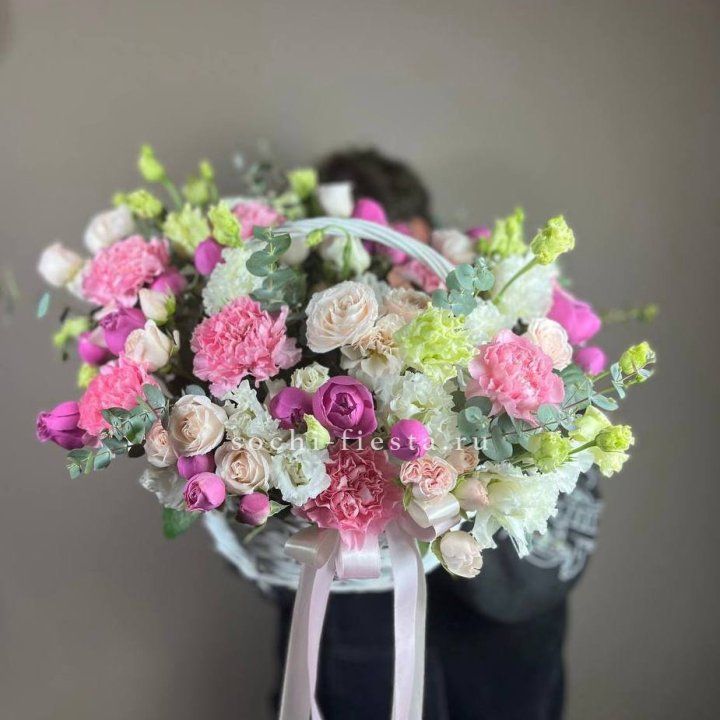 Корзина "Яркая" в Волжские