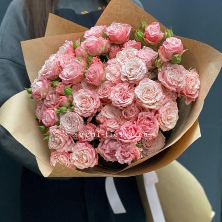 Пионовидные розы Bombastic №2 в Волжские