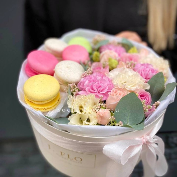 Бокс с макаронс "Тендернес" в Волжские