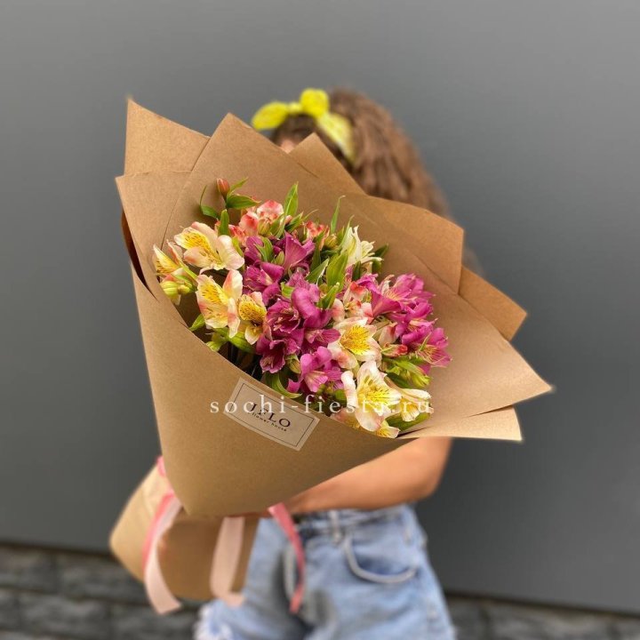 Альстромерии в крафте в Волжские