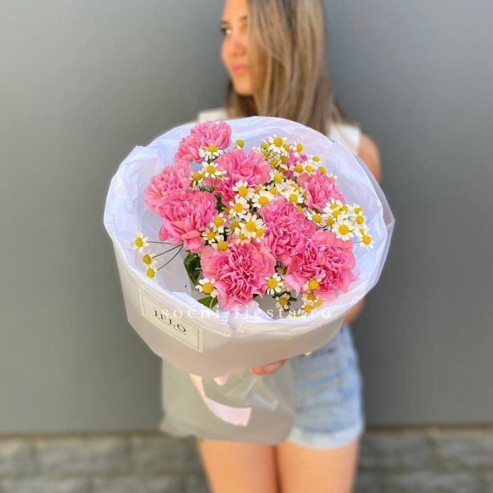 Дуобукет диантусов и ромашек в Волжские