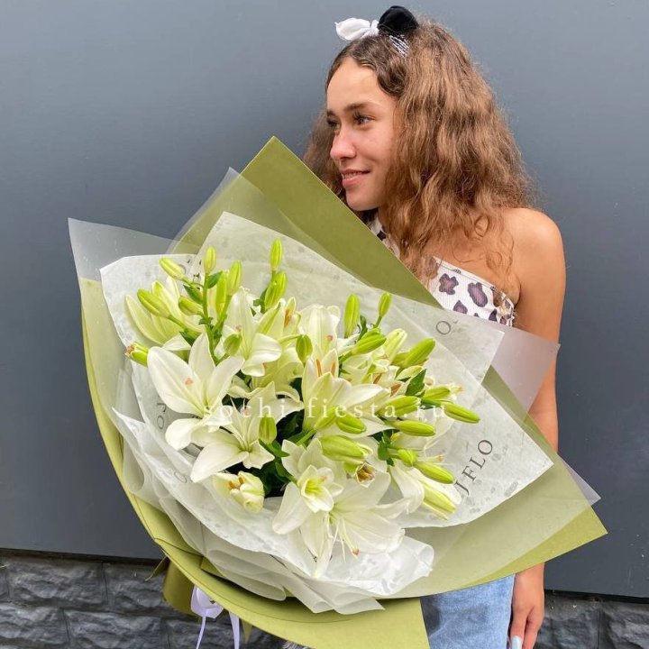 Букет  лилий "Изумруд" в Волжские