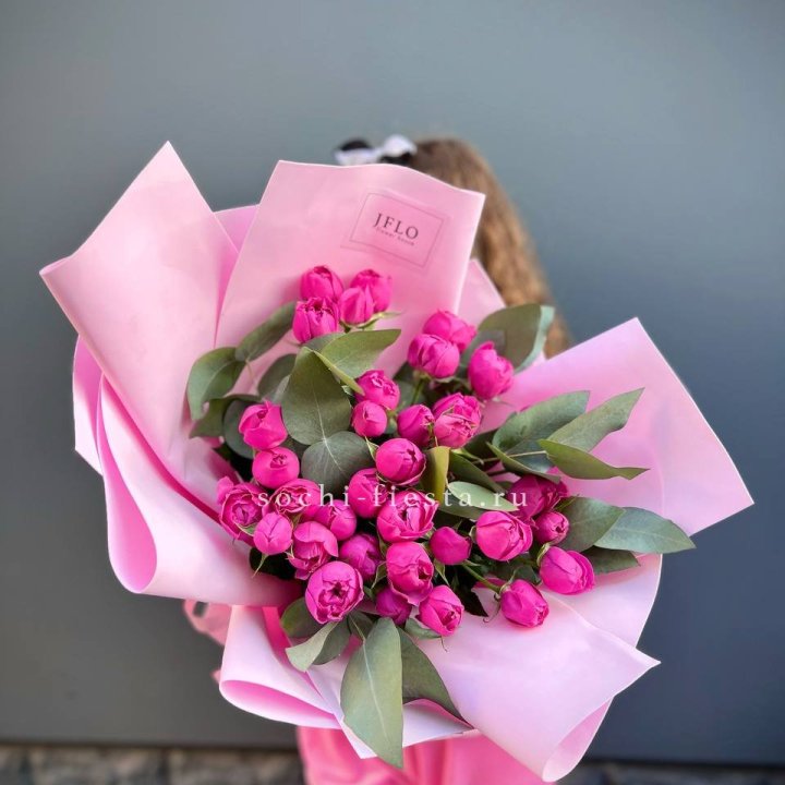 Пионовидные розы баблс в Волжские