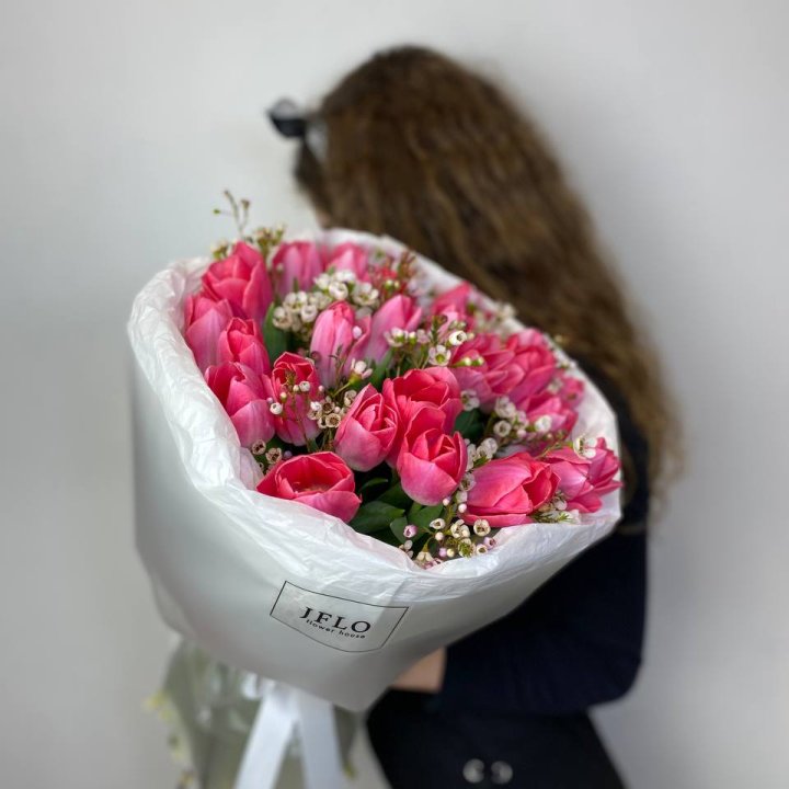 Дуо тюльпаны с хамелациумом в Волжские