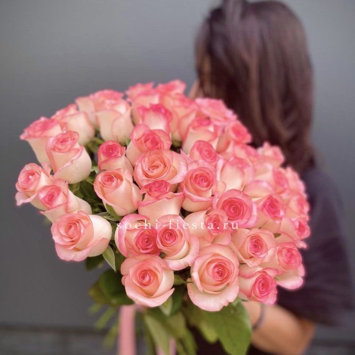 Охапка Роз Джумилия в Волжские