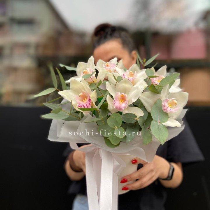 Бокс с орхидеями в Волжские