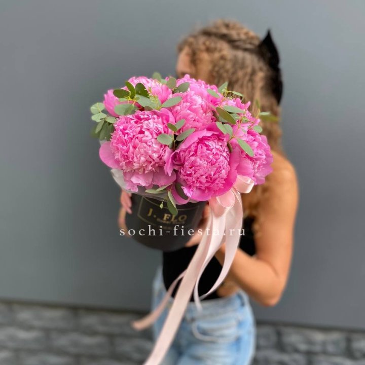 Дизайнерский цилиндр "Фломени" в Волжские