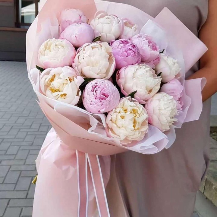 Букет пионов "Маршмелоу" в Волжские