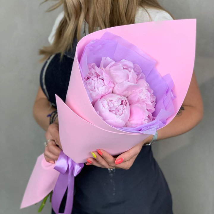 Букет пионов "Файв" в Волжские