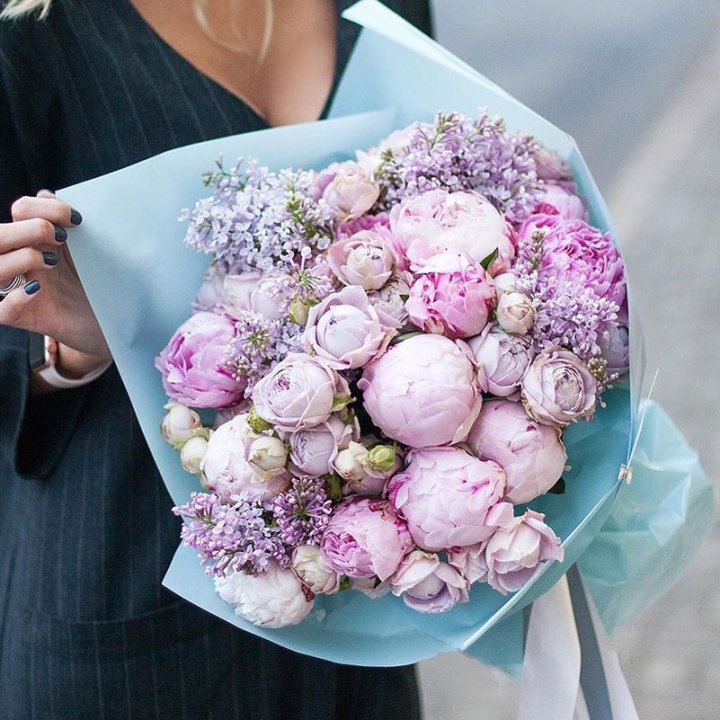 Букет "Блю логан" в Волжские