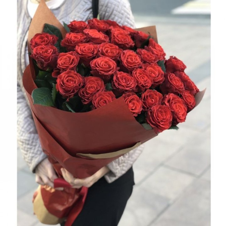 29 высоких роз  в Волжские