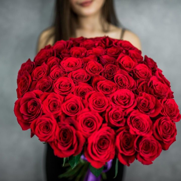 51 красная роза в Волжские