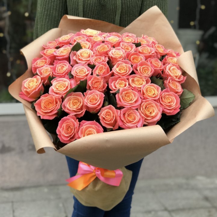 55 роз мисс пигги в Волжские