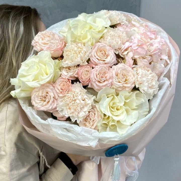 Дизайнерский букет "Джентел" в Волжские