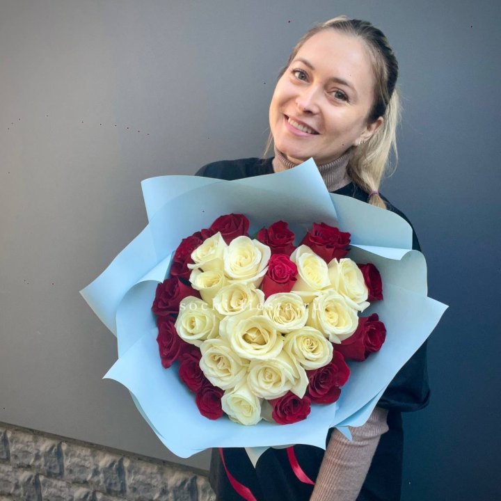 27 роз "Сердце" в Волжские