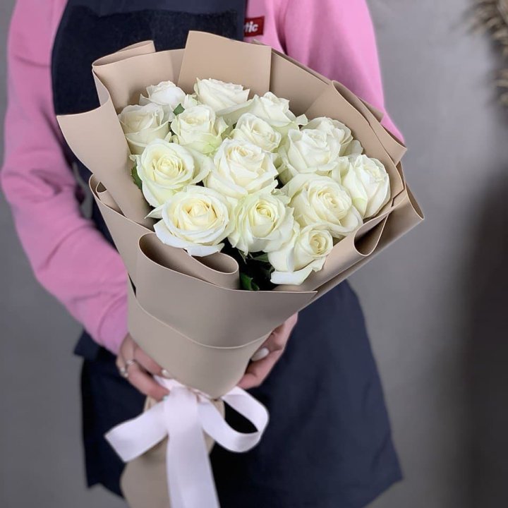 15 белых роз миракли в Волжские