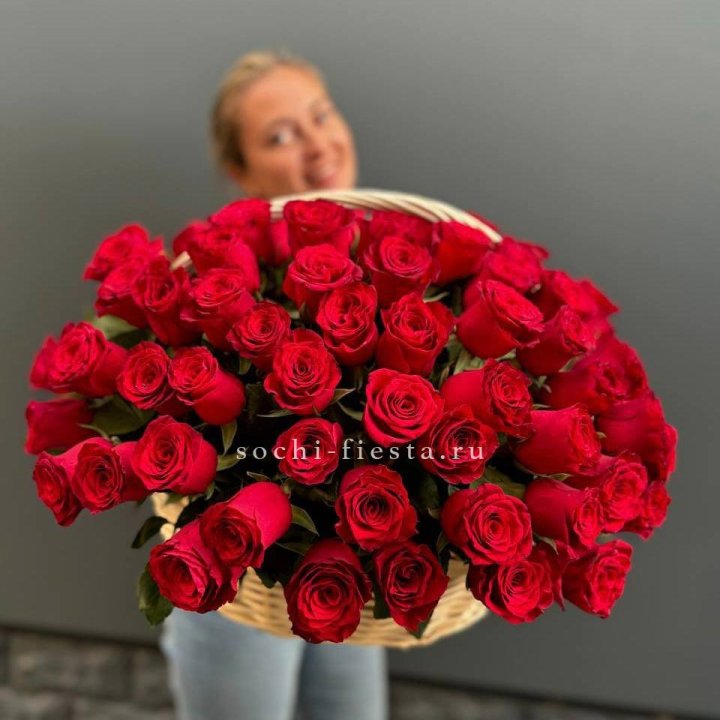 101 красная роза в корзине   в Волжские
