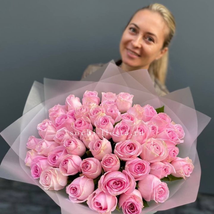 51 розовая роза в Волжские