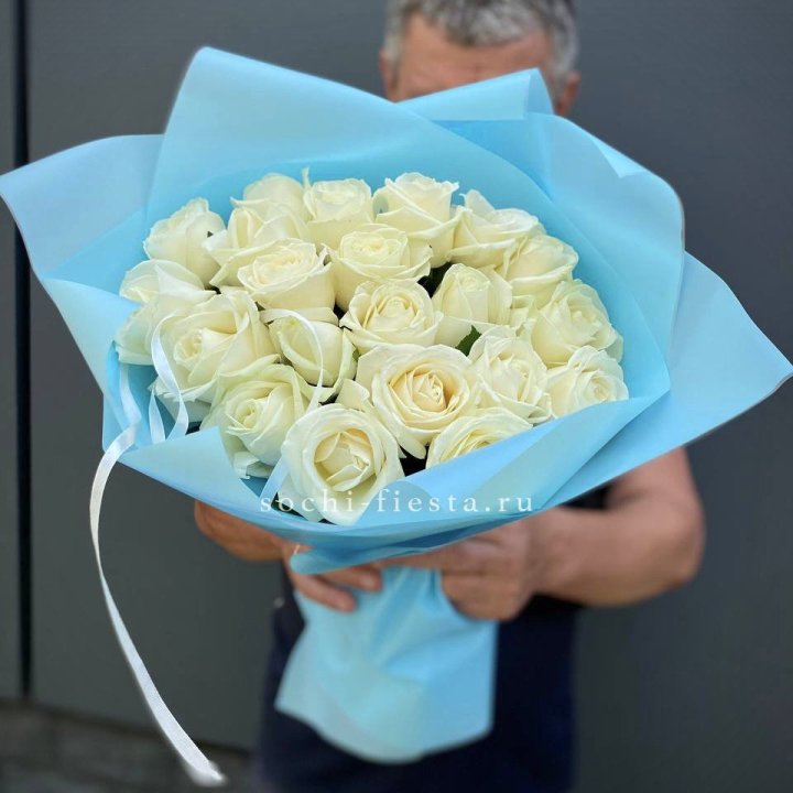 21 белая роза в Волжские