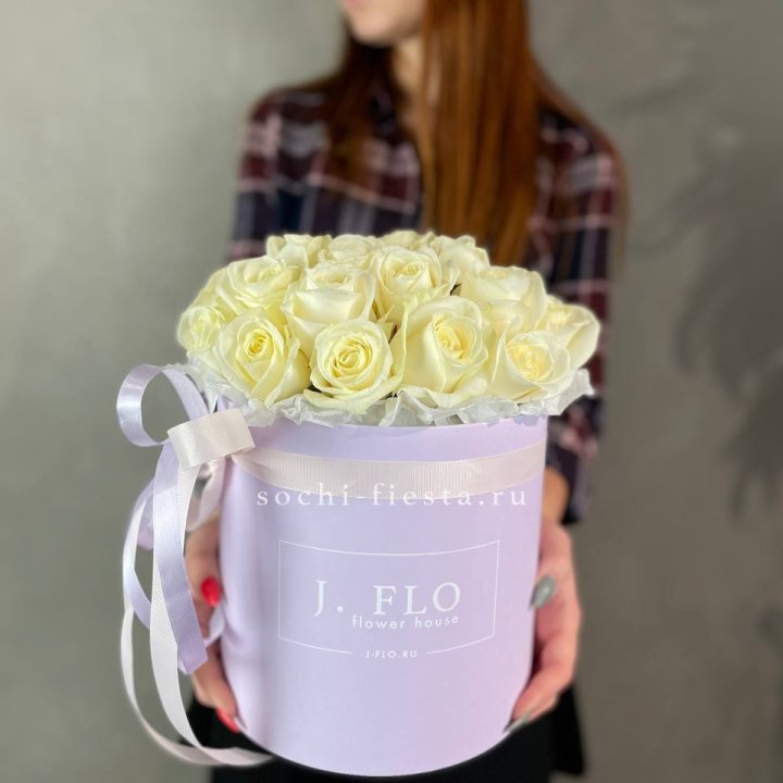 25 роз в цилиндре  в Волжские