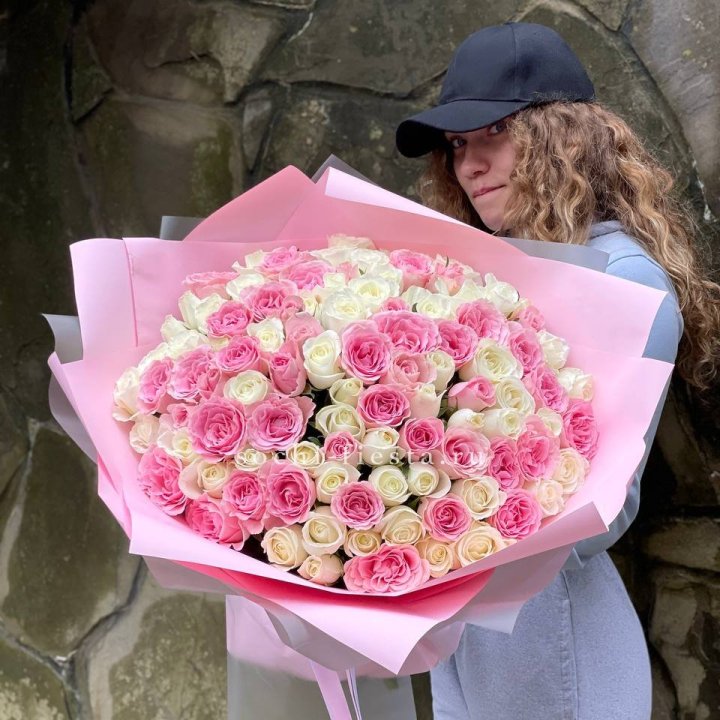 101 роза Миксбери в Волжские