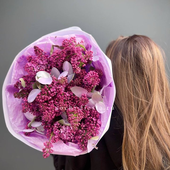 Букет сирени  в Волжские