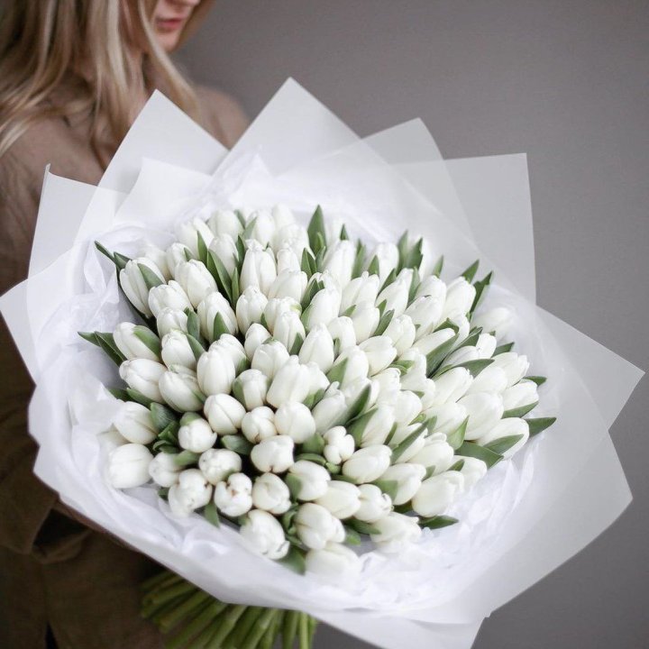 101 белый тюльпан в Волжские