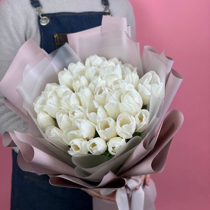 Букет белых тюльпанов "Пур-пур" в Волжские