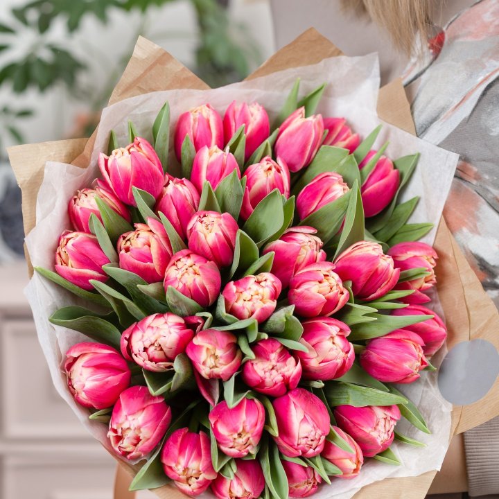 Букет пионовидных тюльпанов в Волжские